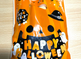 生徒にハロウィンのお菓子プレゼント！