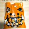 生徒にハロウィンのお菓子プレゼント！